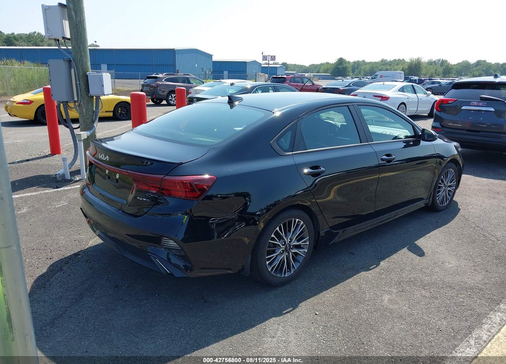 2022 KIA FORTE VIN: 3KPF54ADXNE505000