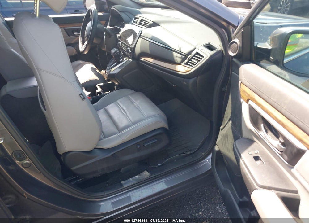 2017 HONDA CR-V VIN: 2HKRW2H84HH634860