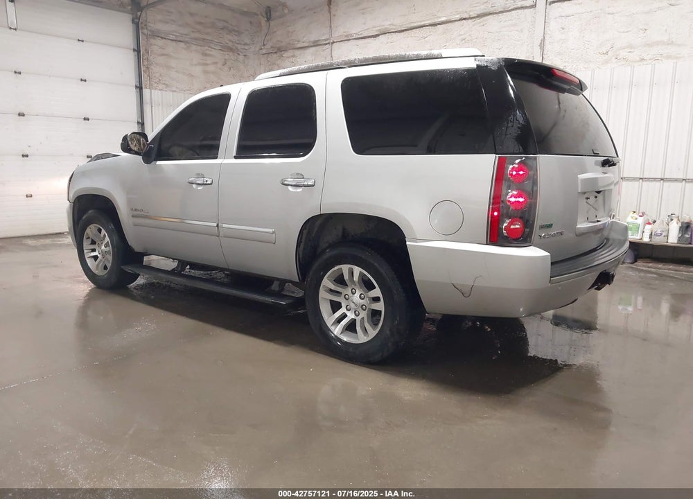 2011 GMC YUKON VIN: 1GKS2EEF7BR344294