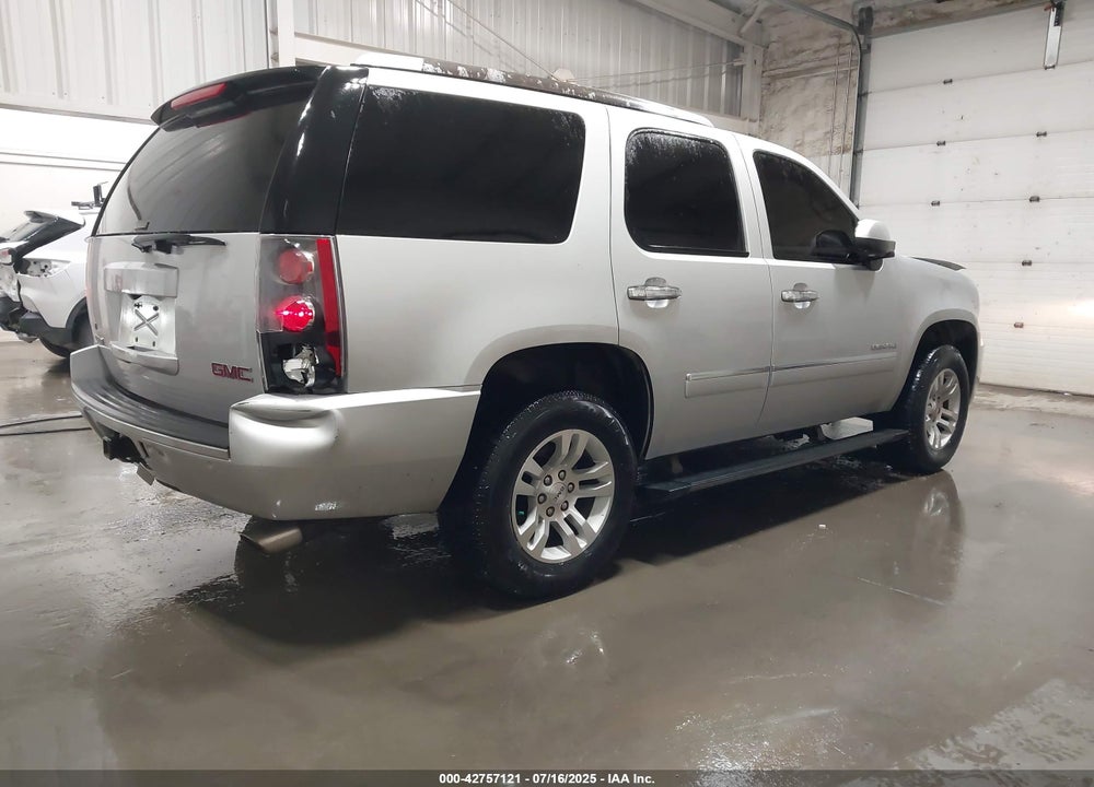 2011 GMC YUKON VIN: 1GKS2EEF7BR344294