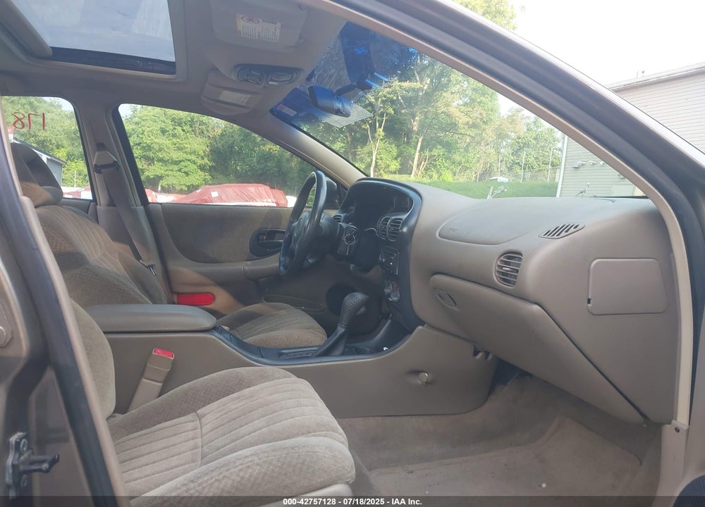 2002 PONTIAC GRAND PRIX GT VIN: 1G2WP52K12F291338
