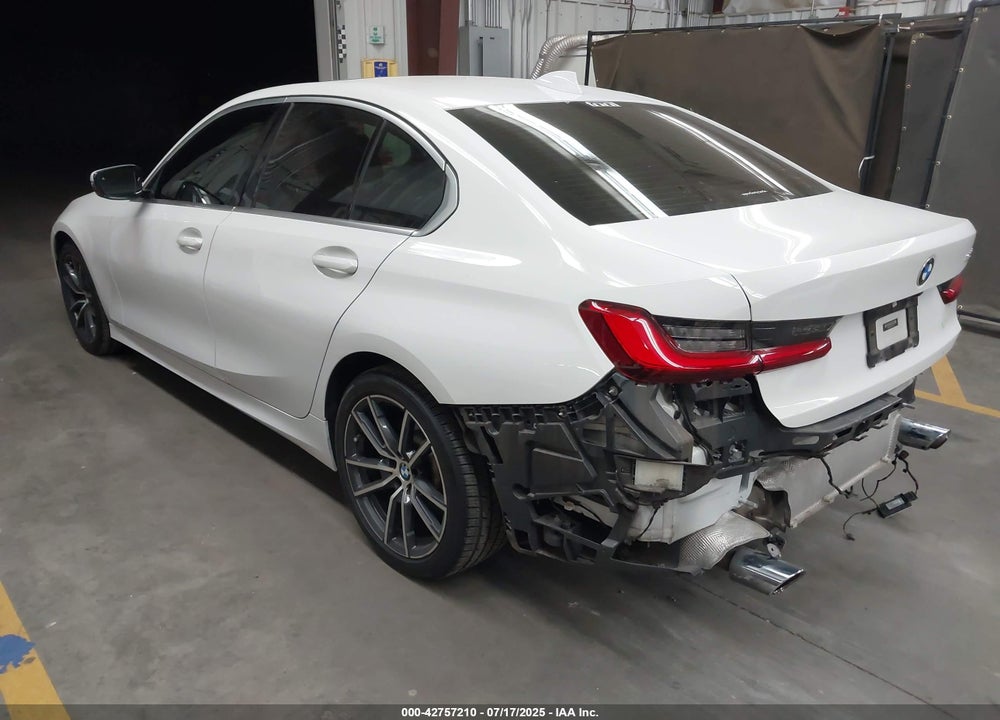 2019 BMW 3 SERIES VIN: WBA5R1C51KFH18052