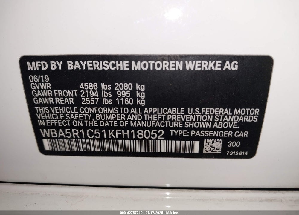 2019 BMW 3 SERIES VIN: WBA5R1C51KFH18052