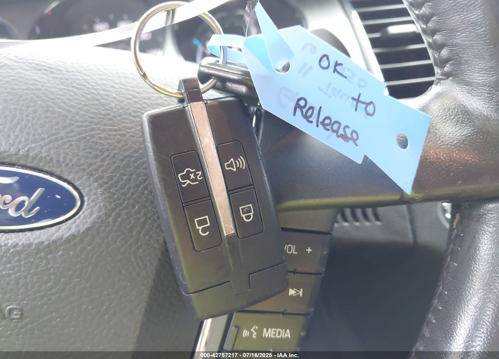 2011 FORD TAURUS VIN: 1FAHP2HW7BG126536