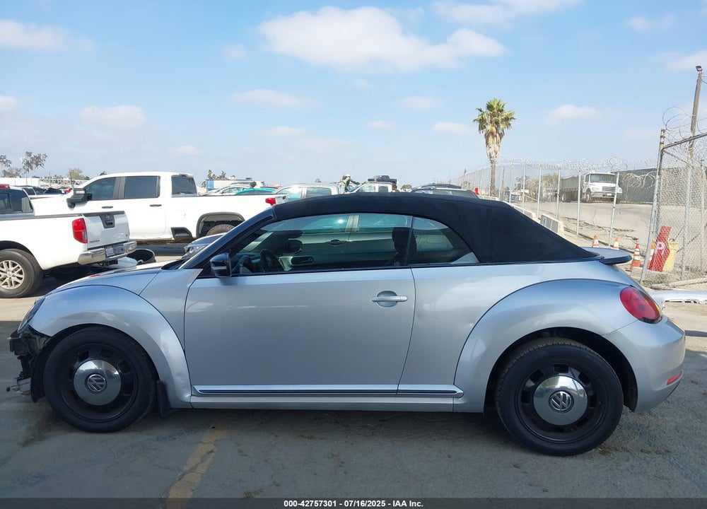 2014 VOLKSWAGEN BEETLE VIN: 3VW507AT3EM819495