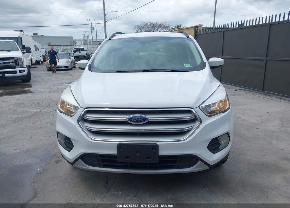 2018 FORD ESCAPE VIN: 1FMCU9GD7JUC37637