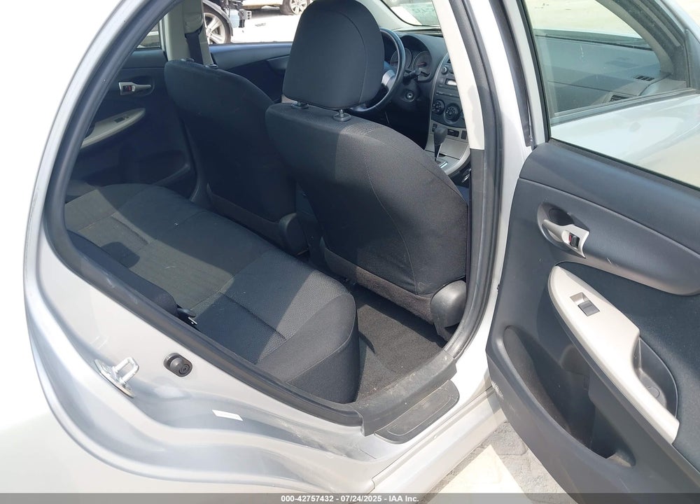 2010 TOYOTA COROLLA VIN: 1NXBU4EE8AZ174249