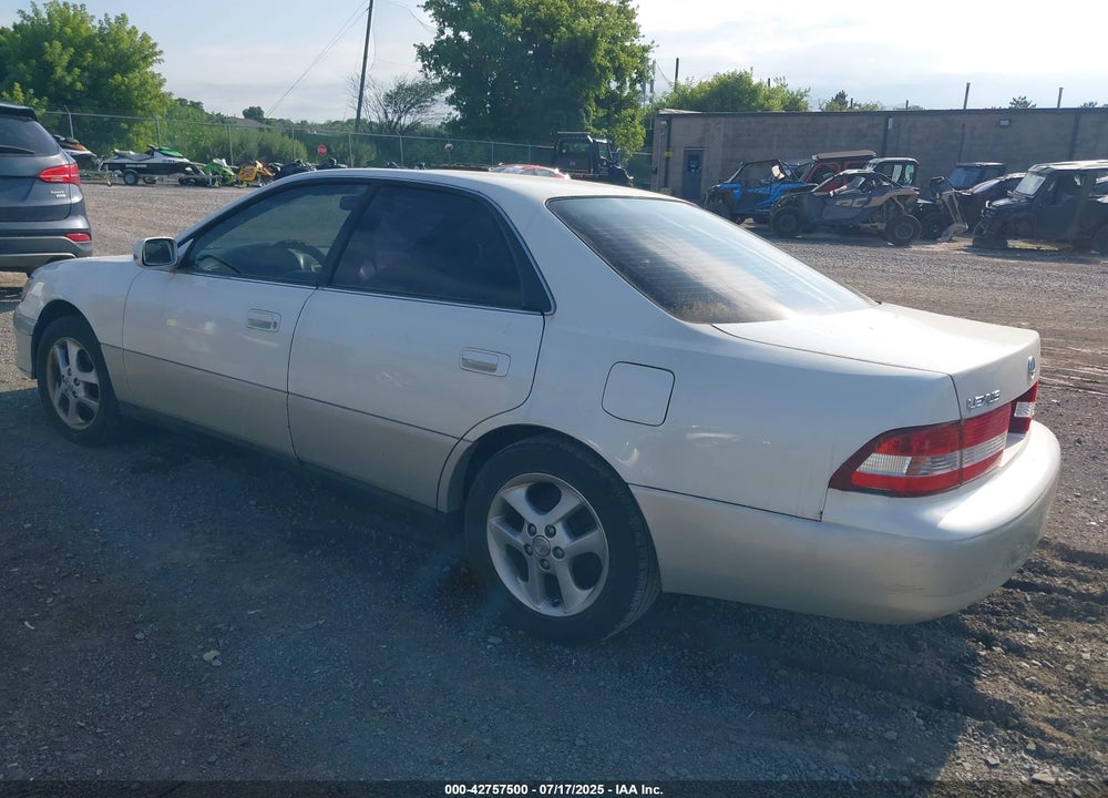 2001 LEXUS ES 300 VIN: JT8BF28G310340179