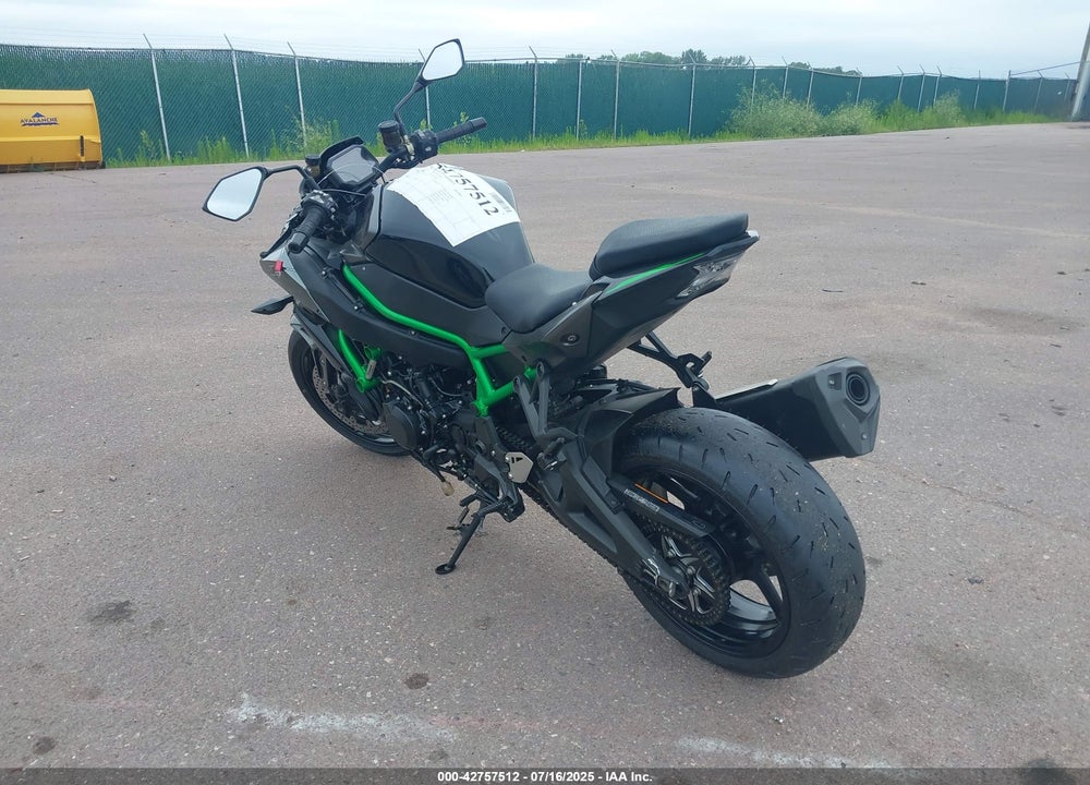 2023 KAWASAKI ZR1000 L VIN: JKAZRCL10PA002008