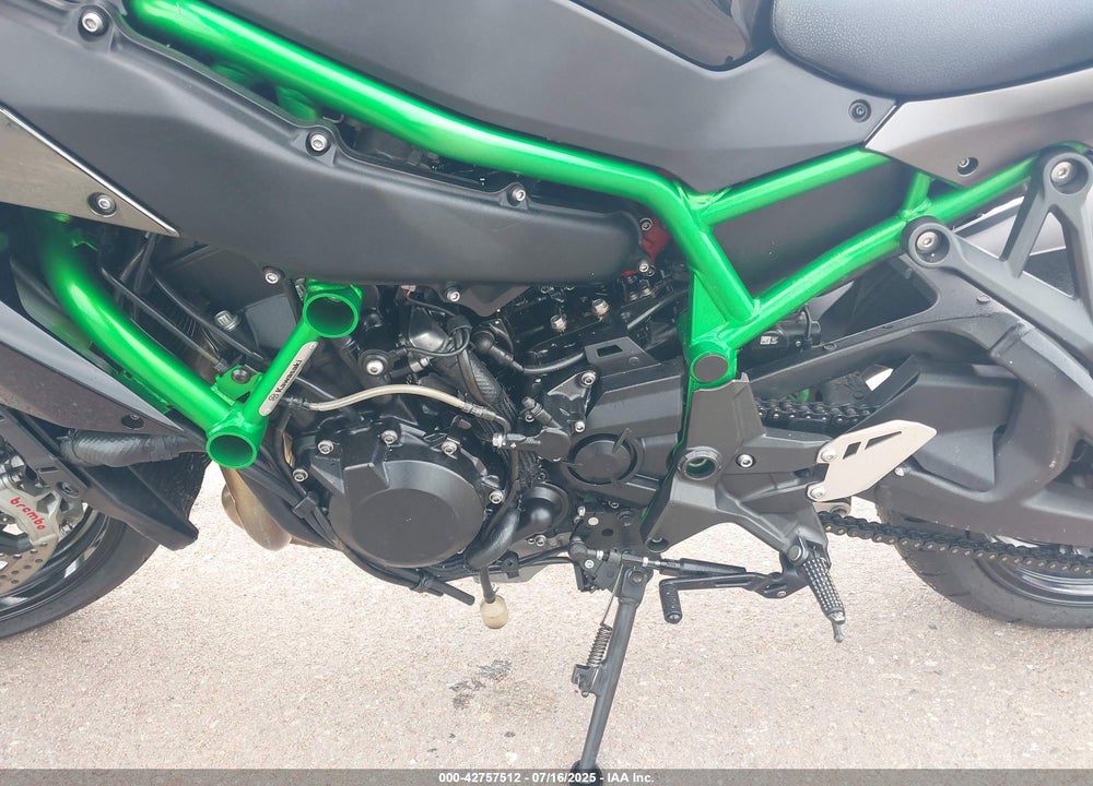 2023 KAWASAKI ZR1000 L VIN: JKAZRCL10PA002008