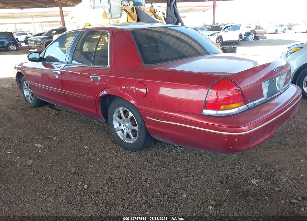 2001 FORD CROWN VICTORIA VIN: 2FAFP74W41X132927