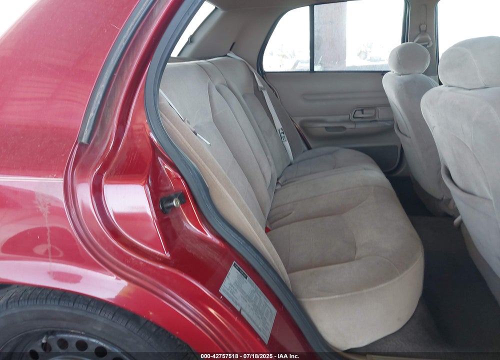 2001 FORD CROWN VICTORIA VIN: 2FAFP74W41X132927