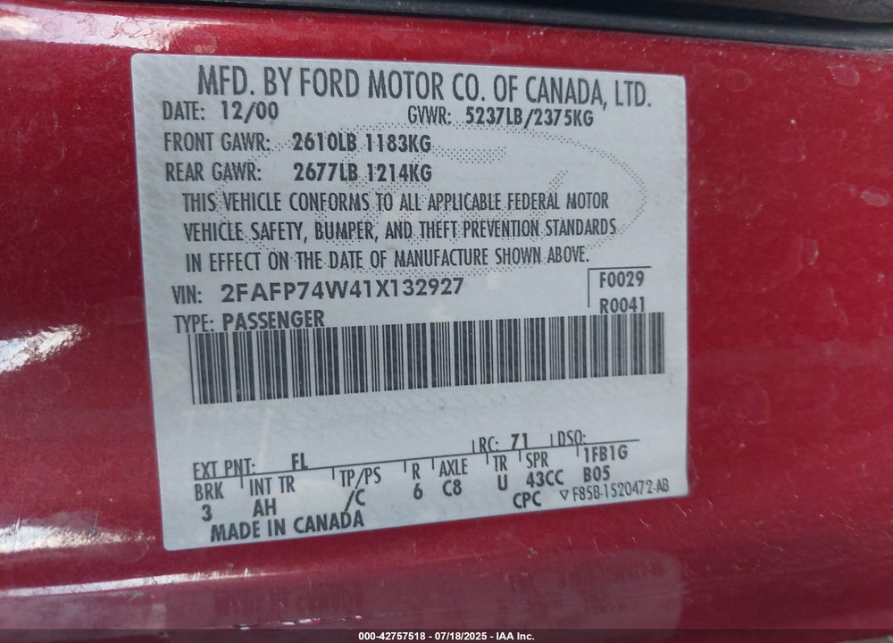 2001 FORD CROWN VICTORIA VIN: 2FAFP74W41X132927