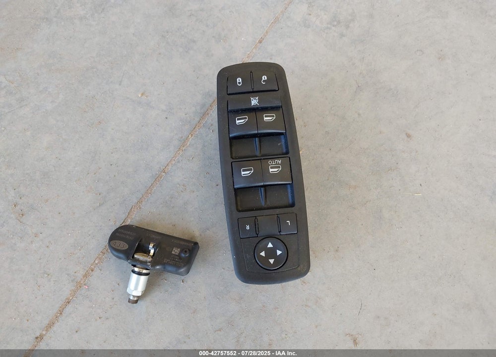 2010 DODGE JOURNEY VIN: 3D4PG5FV3AT135247
