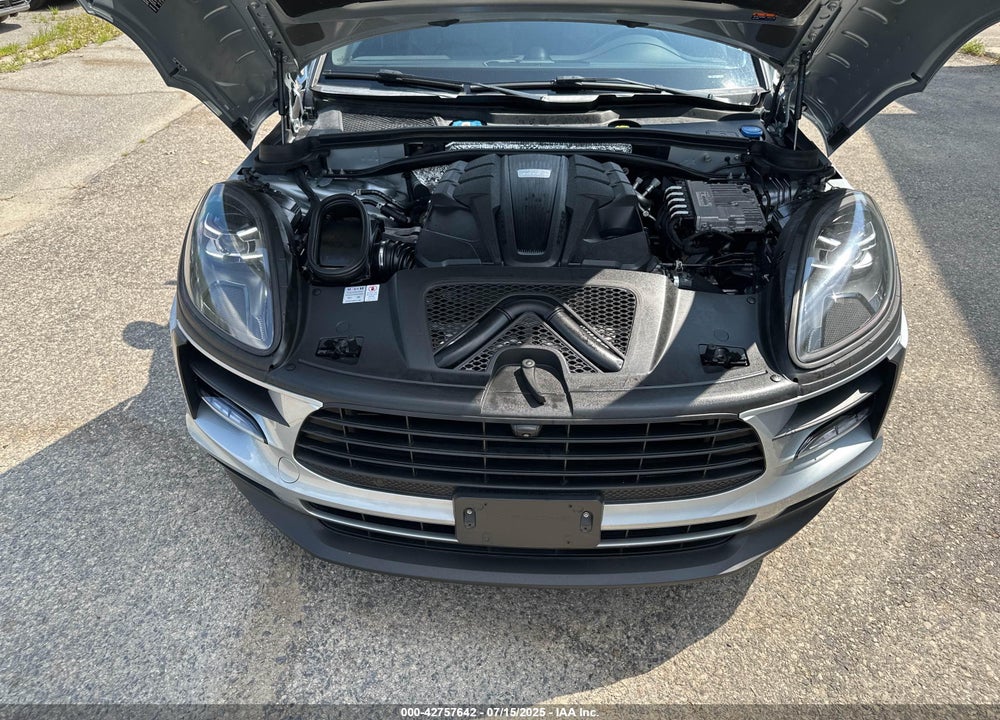 2020 PORSCHE MACAN VIN: WP1AB2A5XLLB30924
