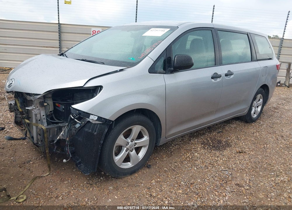 2015 TOYOTA SIENNA L 7 PASSENGER VIN: 5TDZK3DCXFS578779