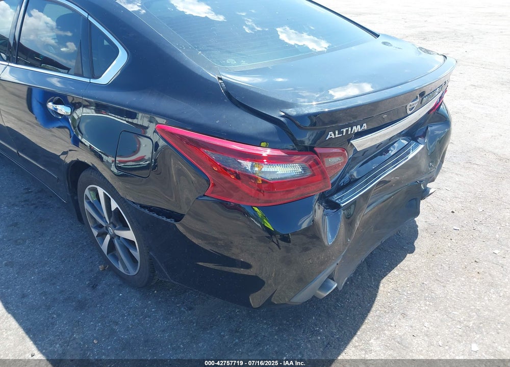 2017 NISSAN ALTIMA VIN: 1N4AL3AP0HN316267