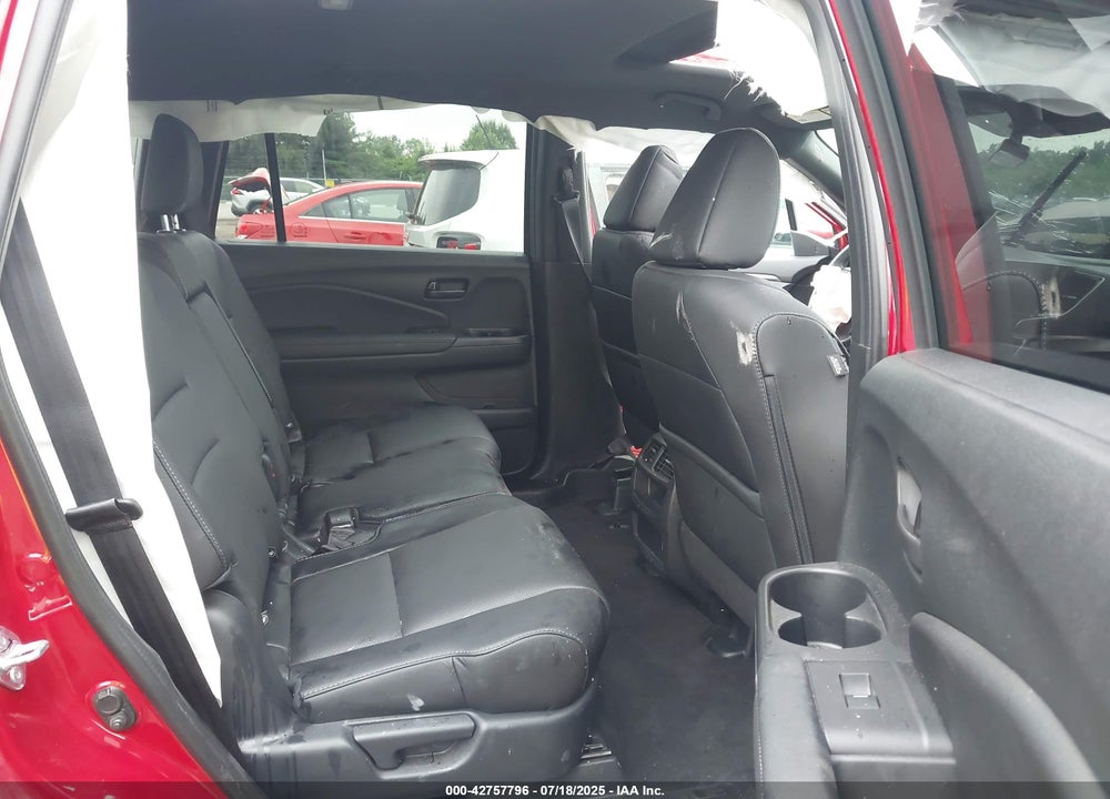 2022 HONDA PASSPORT VIN: 5FNYF8H52NB021361