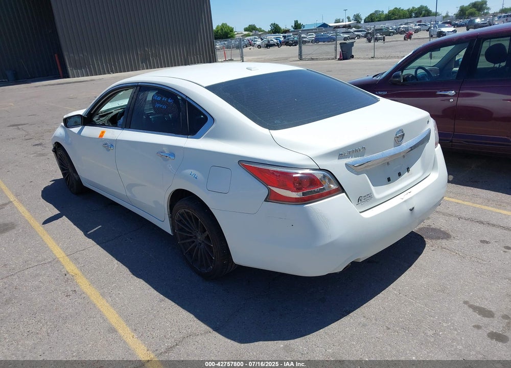 2015 NISSAN ALTIMA VIN: 1N4AL3AP7FN896470