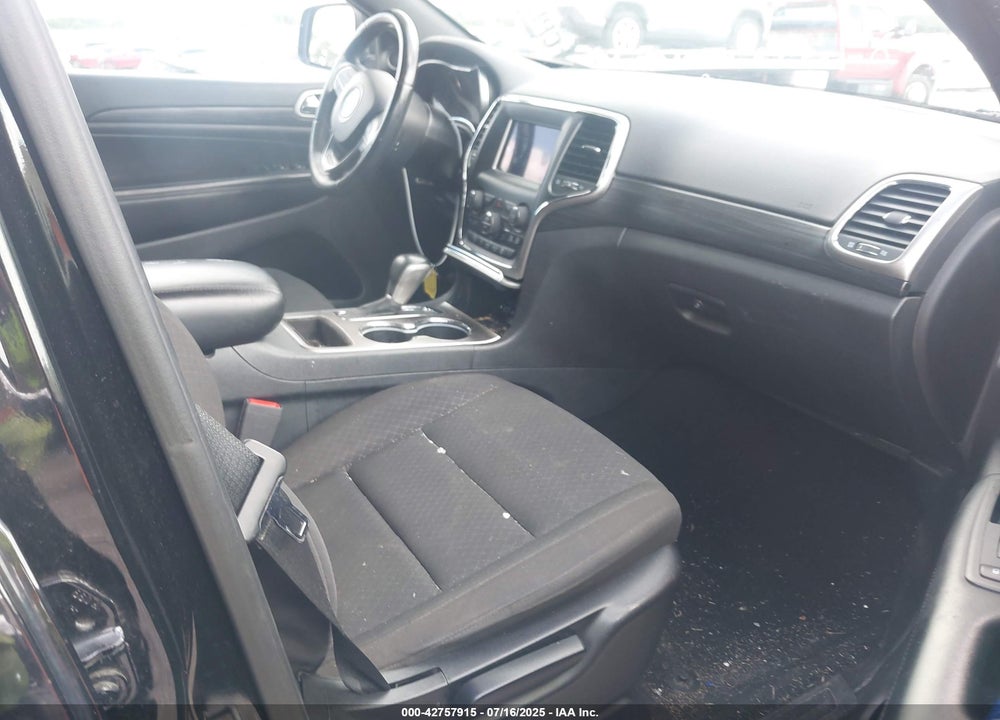 2019 JEEP GRAND CHEROKEE LAREDO 4X4 VIN: 1C4RJFAG6KC774662