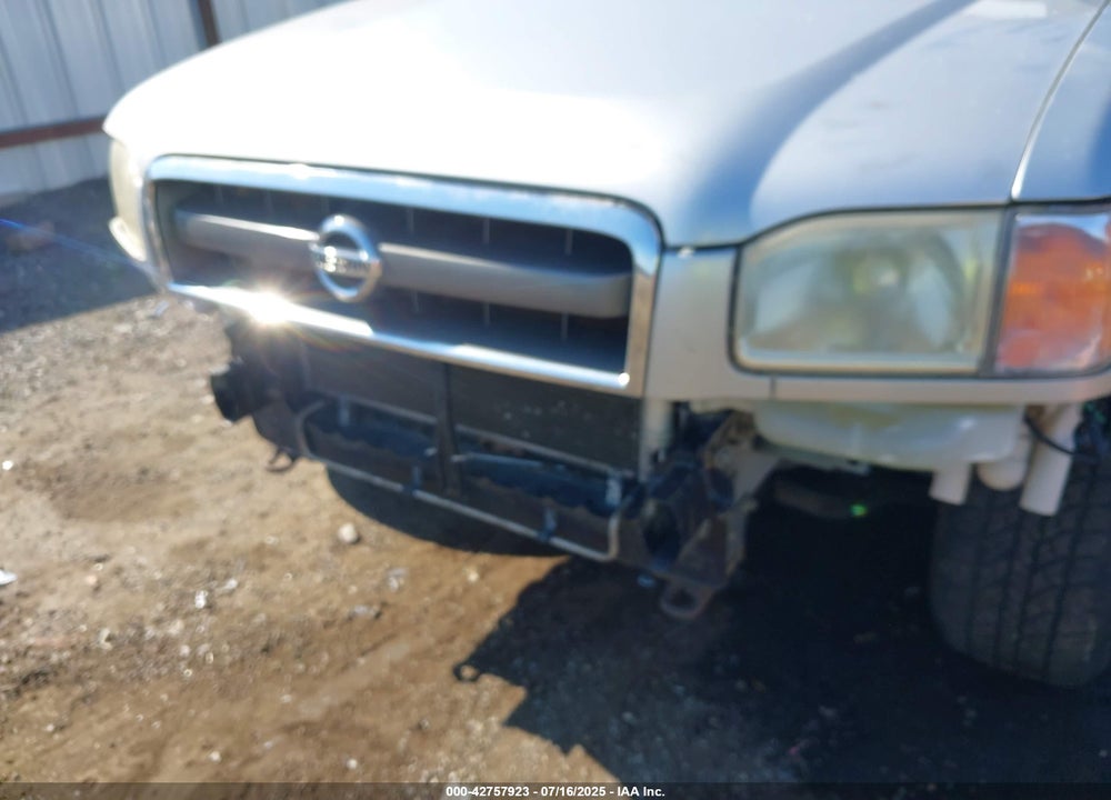 2003 NISSAN PATHFINDER SE VIN: JN8DR09Y03W802912
