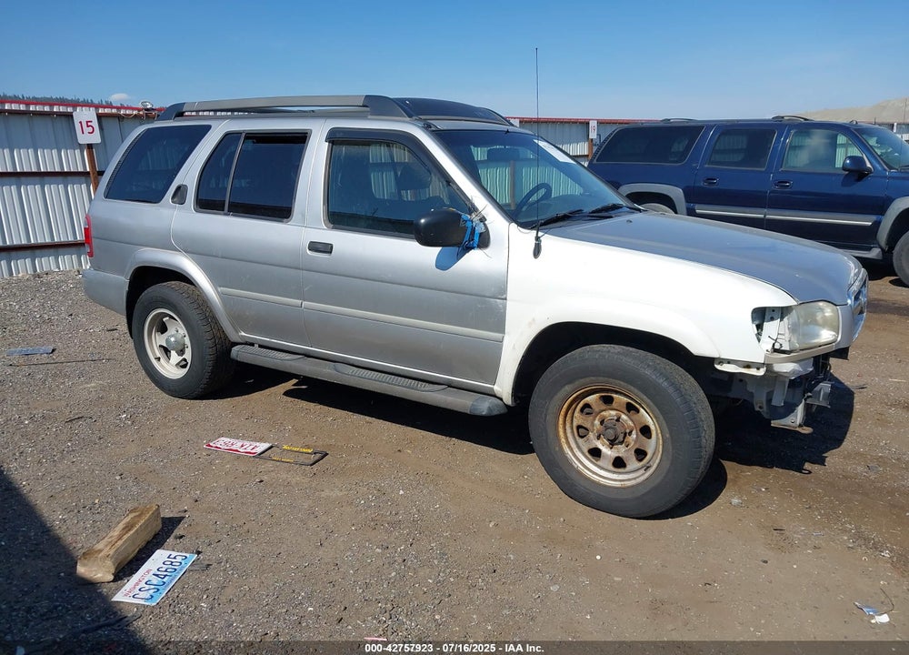 2003 NISSAN PATHFINDER SE VIN: JN8DR09Y03W802912