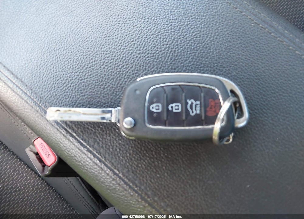 2019 HYUNDAI SONATA VIN: 5NPE24AF2KH764495