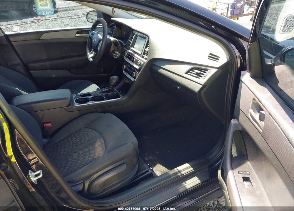 2019 HYUNDAI SONATA VIN: 5NPE24AF2KH764495