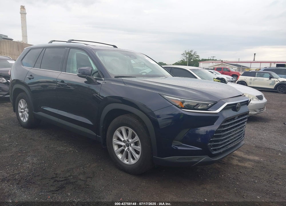 2024 TOYOTA GRAND HIGHLANDER XLE VIN: 5TDAAAB51RS055714