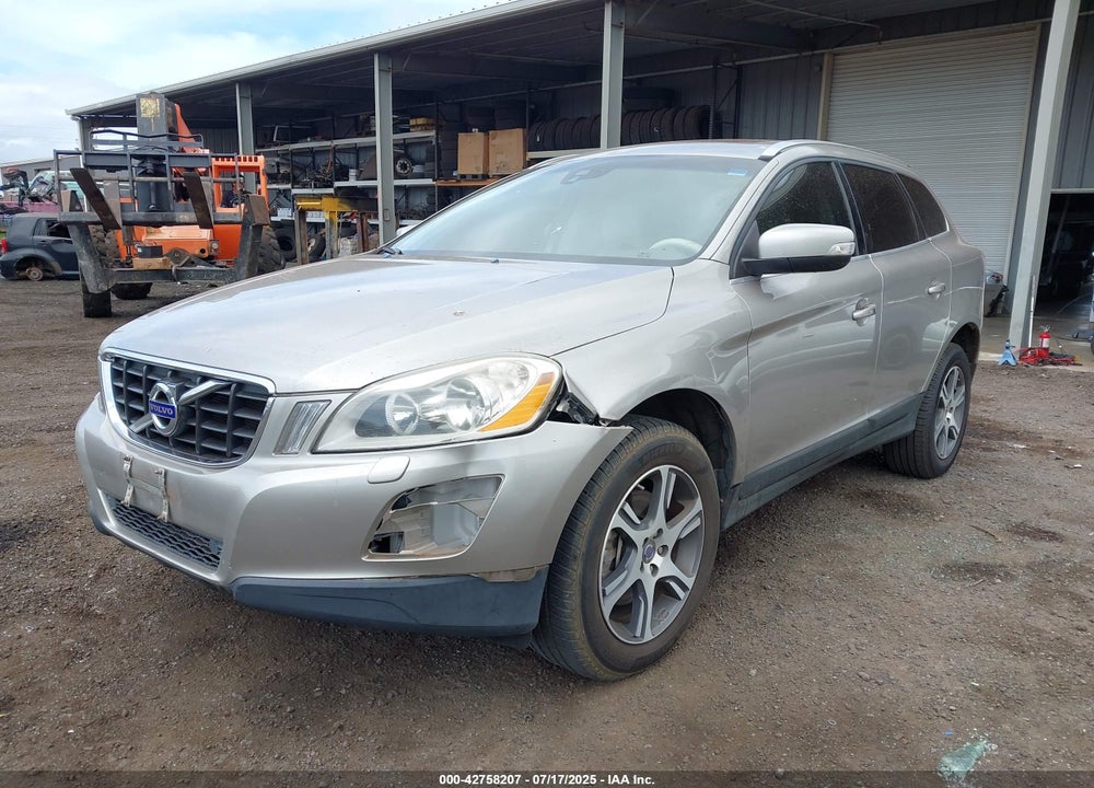 2013 VOLVO XC60 VIN: YV4902DZ7D2445662