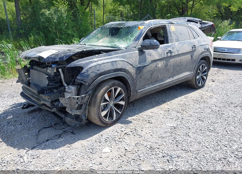 2024 VOLKSWAGEN ATLAS CROSS SPORT VIN: 1V2FE2CA1RC246304