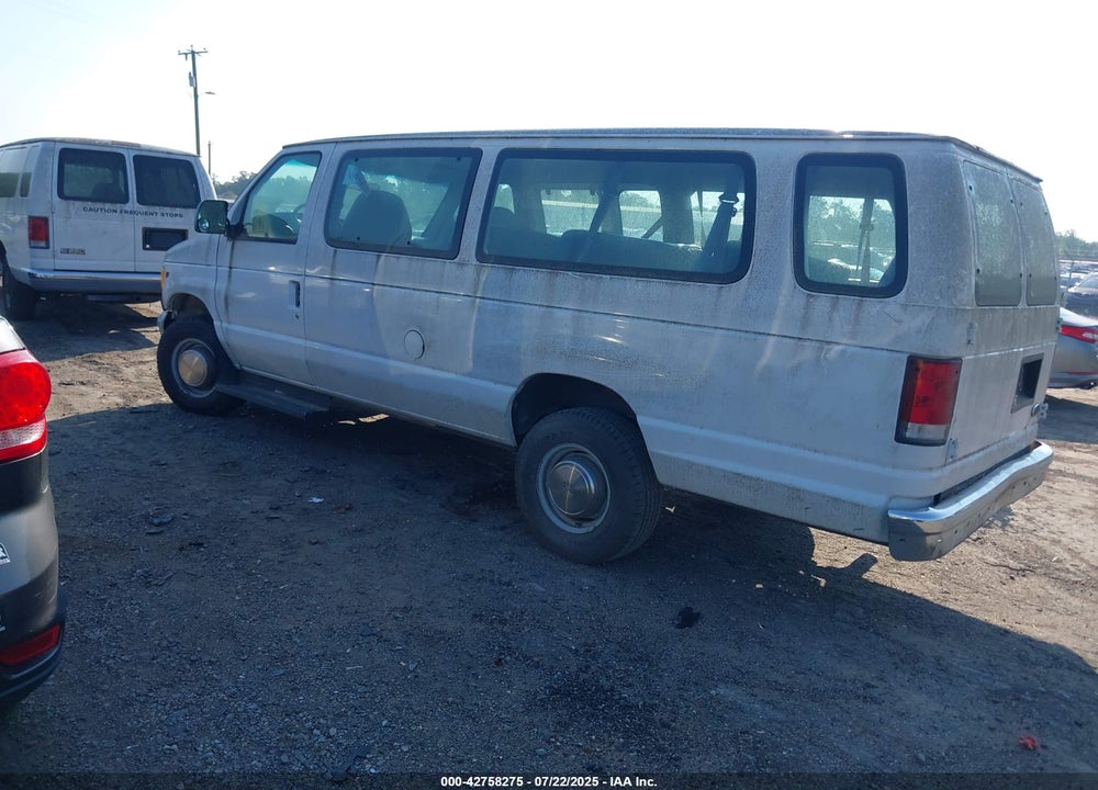 2000 FORD E-350 SUPER DUTY VIN: 1FBSS31L1YHB91572