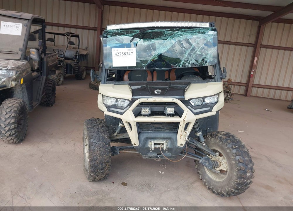 2023 CAN-AM DEFENDER MAX LIMITED CAB HD10 VIN: 3JBUUAX48PK010107