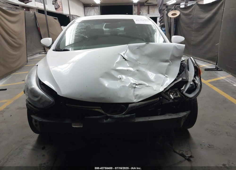 2014 HYUNDAI ELANTRA VIN: 5NPDH4AE6EH458650