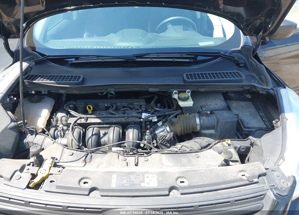 2015 FORD ESCAPE VIN: 1FMCU0F75FUC11147