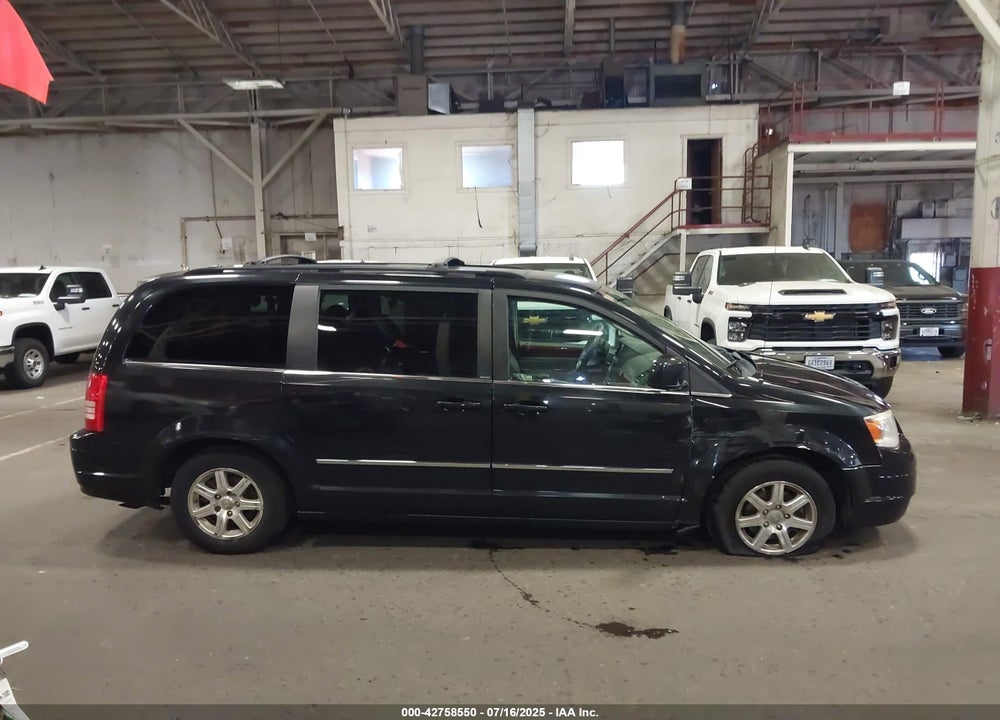 2009 CHRYSLER TOWN & COUNTRY TOURING VIN: 2A8HR54X29R566556