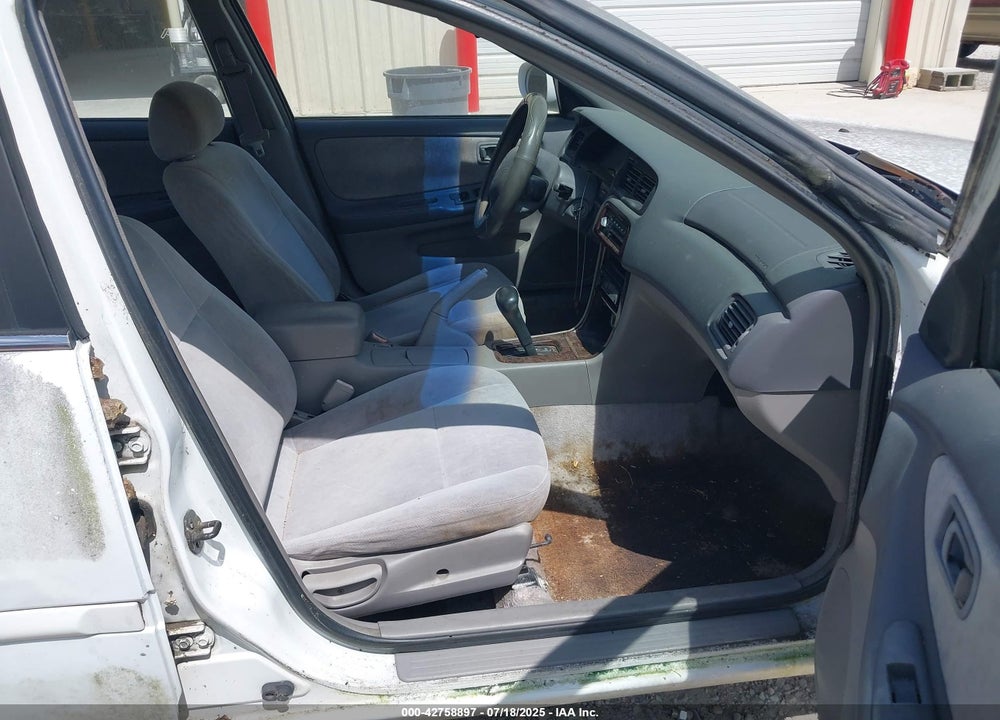 1998 NISSAN ALTIMA GLE/GXE/SE/XE VIN: 1N4DL01D4WC233547