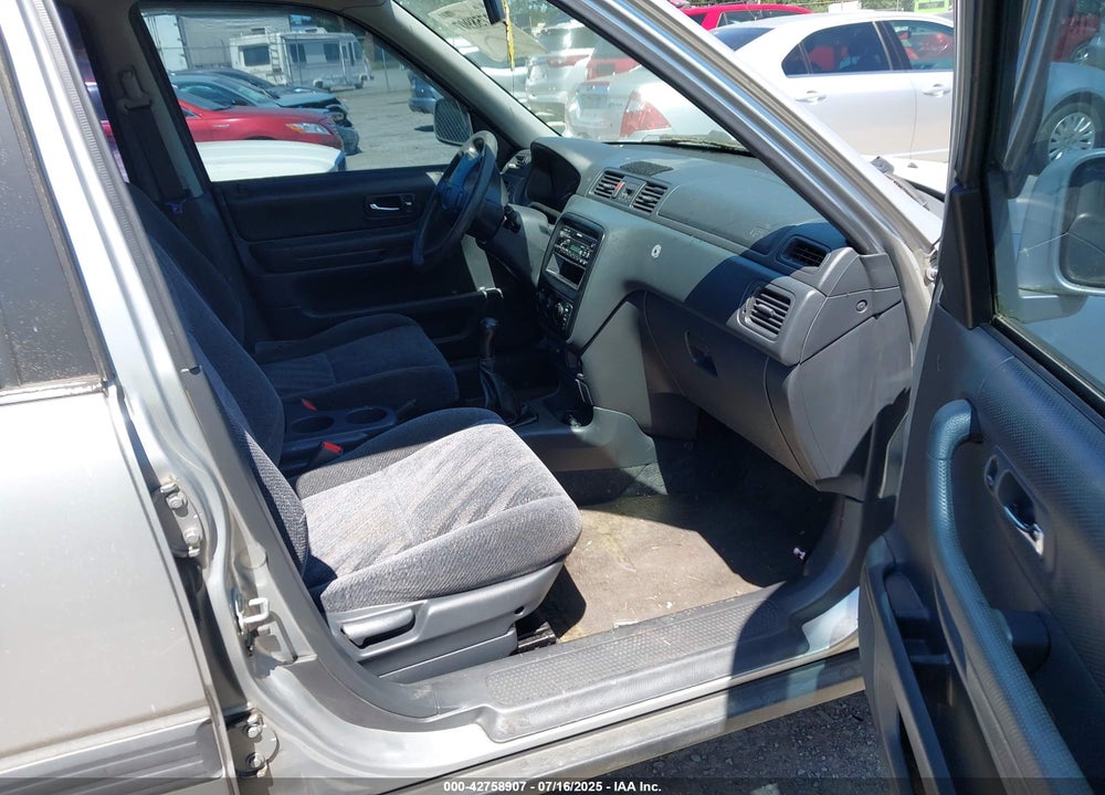 2000 HONDA CR-V EX VIN: JHLRD1764YC017537