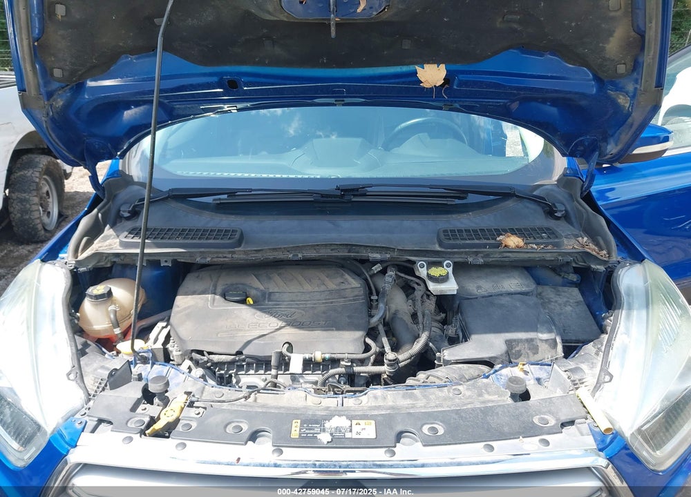 2017 FORD ESCAPE VIN: 1FMCU0JD7HUC21744