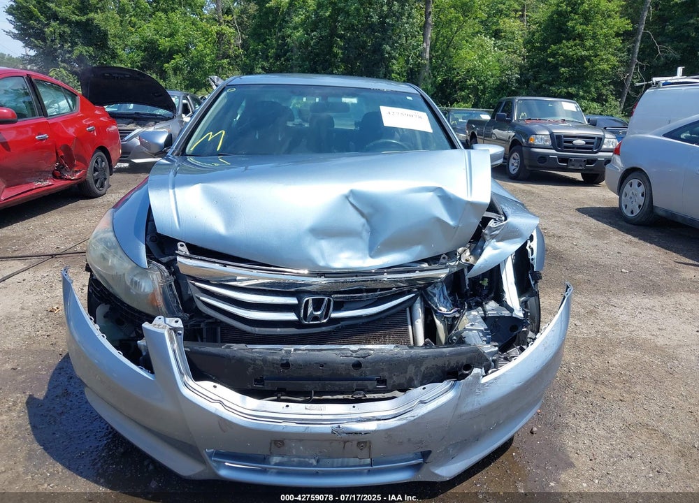 2011 HONDA ACCORD VIN: 1HGCP2F49BA118853