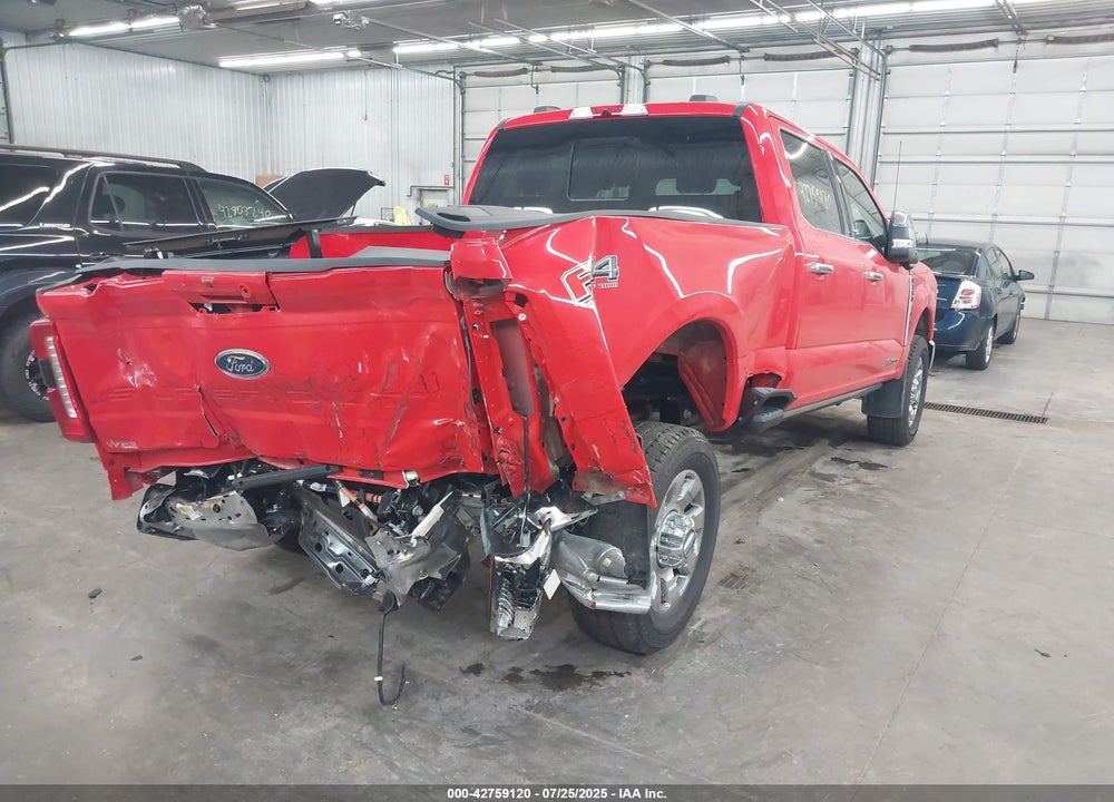 2025 FORD F-350 LARIAT VIN: 1FT8W3BT8SED15404