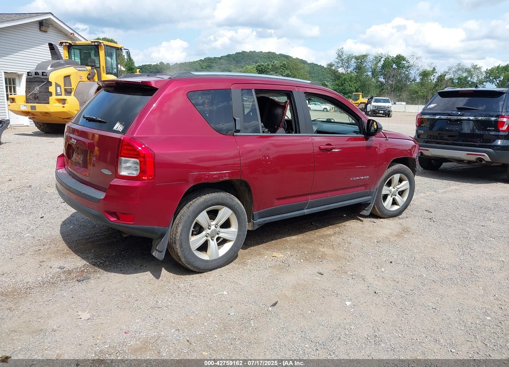 2011 JEEP COMPASS VIN: 1J4NF1FB6BD135752