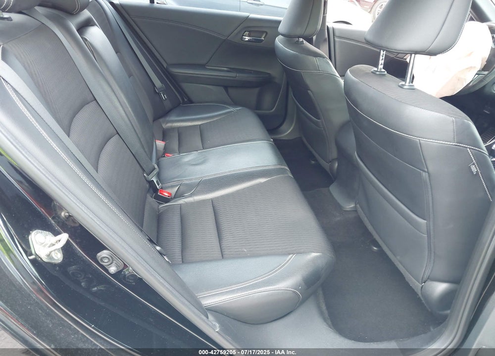 2016 HONDA ACCORD VIN: 1HGCR2F53GA189038