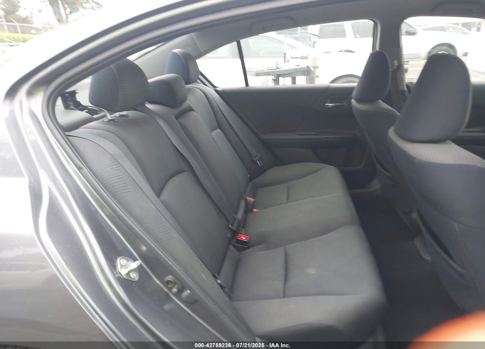 2017 HONDA ACCORD VIN: 1HGCR2F33HA264949