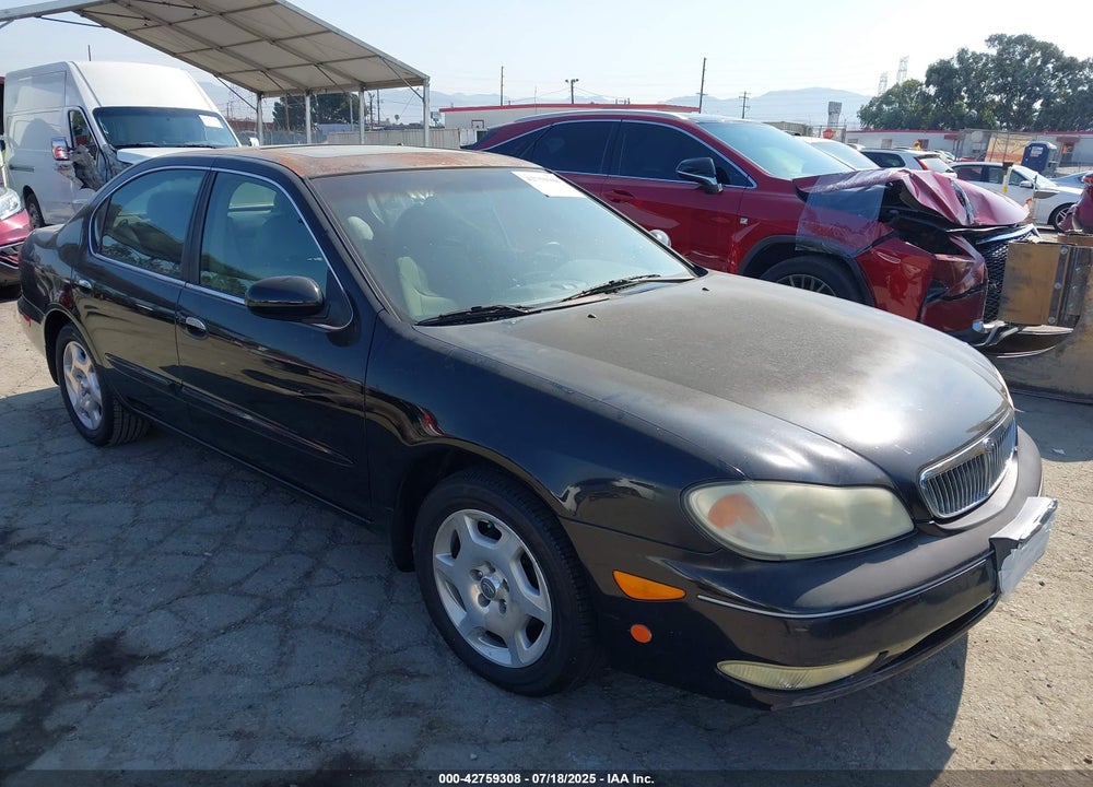 2000 INFINITI I30 LUXURY/TOURING VIN: JNKCA31A9YT124859