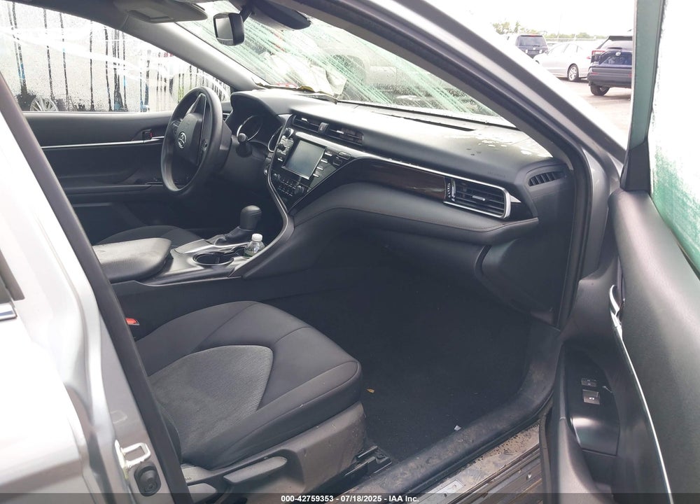 2019 TOYOTA CAMRY VIN: 4T1B11HK7KU708447