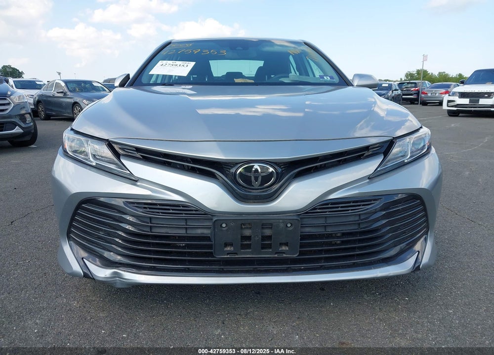 2019 TOYOTA CAMRY VIN: 4T1B11HK7KU708447