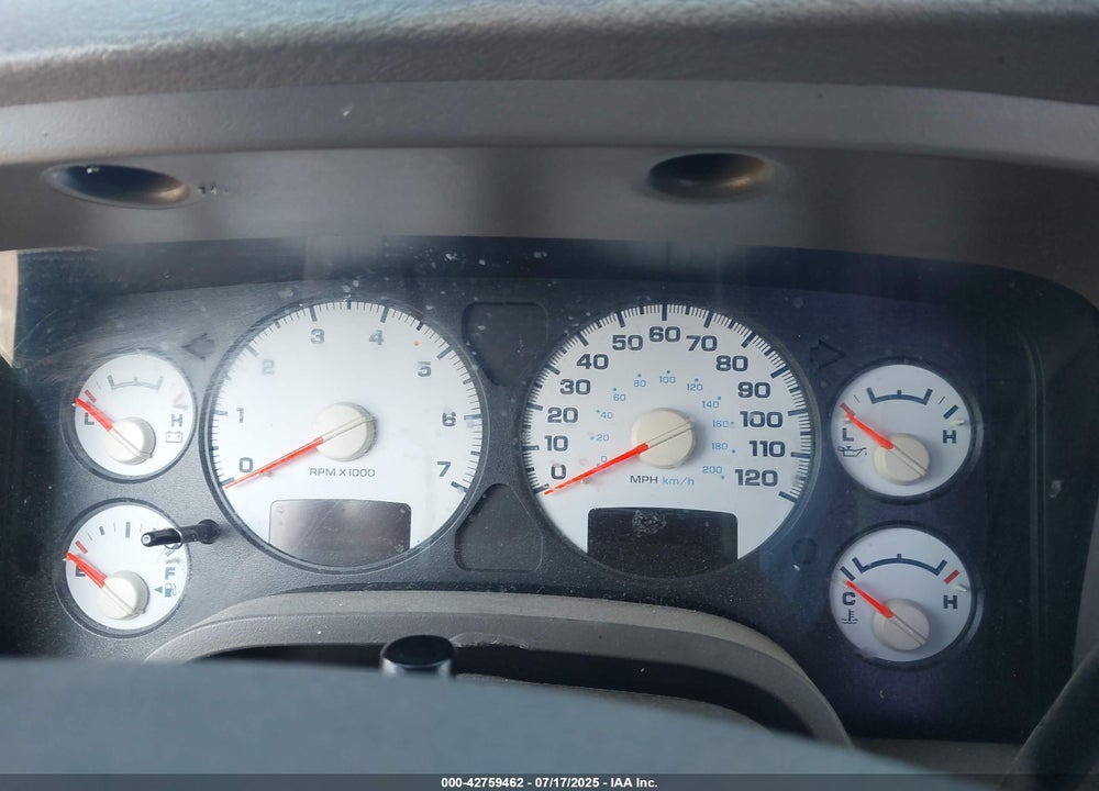 2004 DODGE RAM 1500 ST VIN: 1D7HA18D54J131878