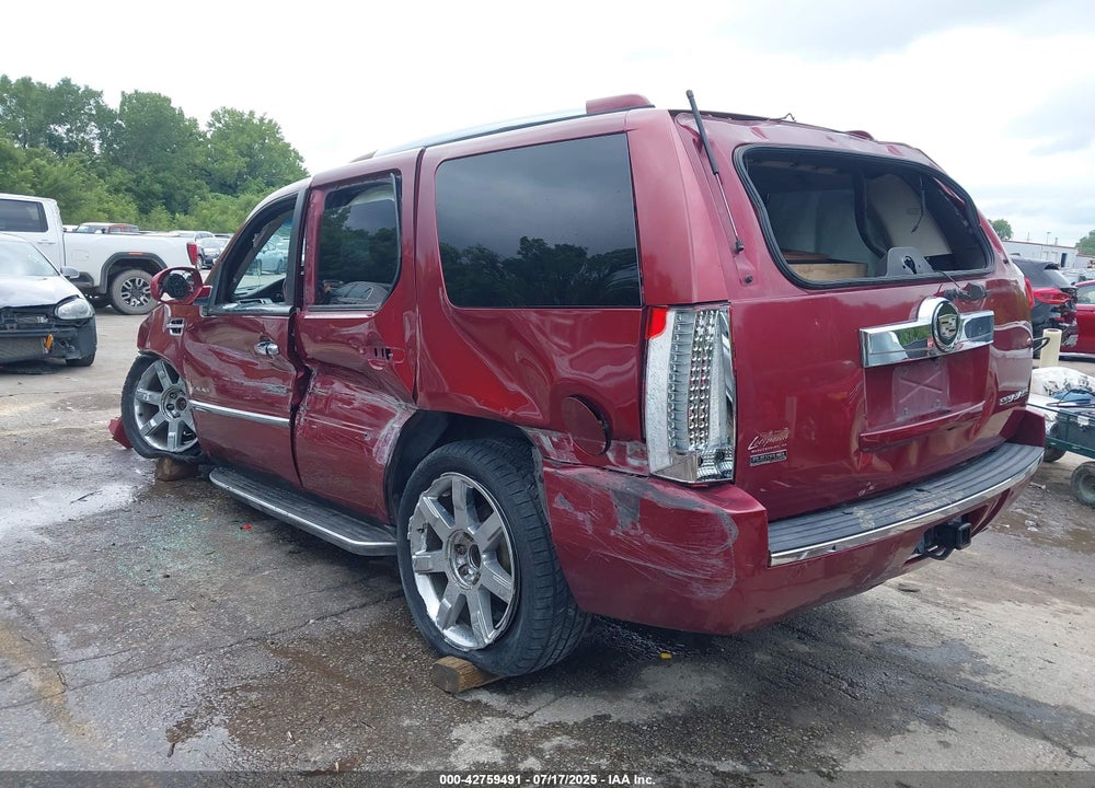 2010 CADILLAC ESCALADE VIN: 1GYUKBEF2AR137842