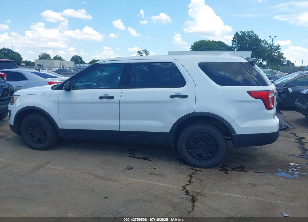 2016 FORD POLICE INTERCEPTOR SEDAN VIN: 1FM5K8AR9GGA04556
